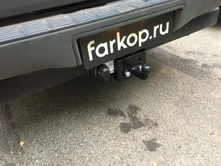 Фаркоп Лидер Плюс для Toyota Hilux 2010-2015 T114-FC в Ярославль