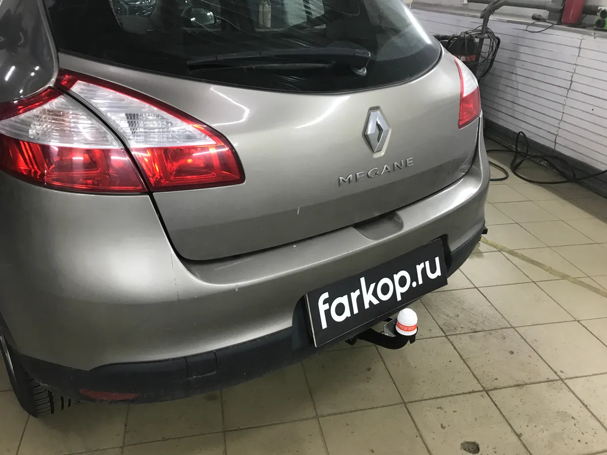 Фаркоп Трейлер для Renault Megane (5дв. хэтчбек ) 2008-2016 Арт. 9050 9050 в Ярославль Фаркоп Трейлер для Renault Megane (5дв. хэтчбек ) 2008-2016 Арт. 9050 9050 в Ярославль