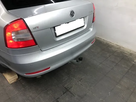 Фаркоп Galia для Skoda Octavia (лифтбек, универсал, вкл. Scout) 2005-2013 S086C в Ярославль