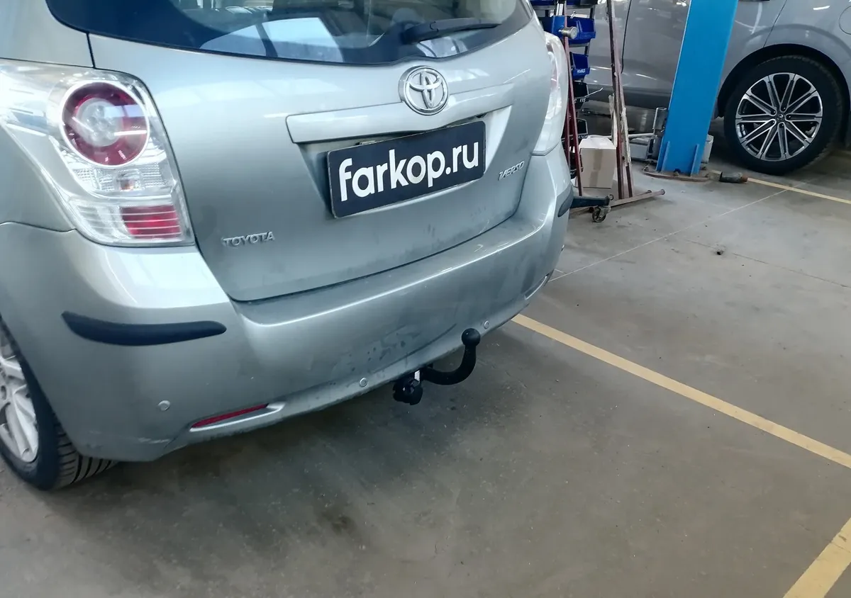 Фаркоп Steinhof для Toyota Verso 2009-2012 Арт. T-210 T-210 в Ярославль Фаркоп Steinhof для Toyota Verso 2009-2012 Арт. T-210 T-210 в Ярославль