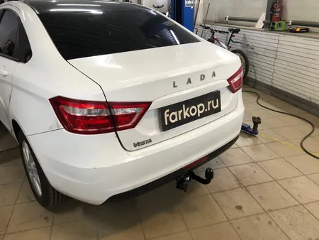 Фаркоп Berg для Lada Vesta (вкл. Cross) 2015-2022 Арт. F.6012.003 F.6012.003 в Ярославль
