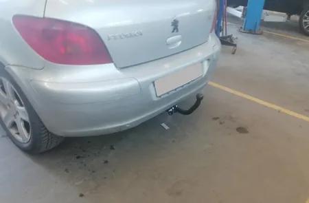 Фаркоп Лидер плюс для Peugeot 307 (хетчбек) 2001-2008 P106-A в Ярославль