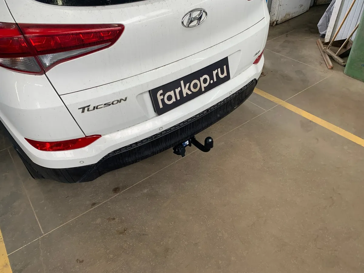 Фаркоп Berg для Hyundai Tucson 2015-2018 F.2811.001 в Ярославль Фаркоп Berg для Hyundai Tucson 2015-2018 F.2811.001 в Ярославль