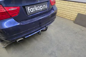 Установили фаркоп Steinhof для BMW 3 серия 2005-2013 г. в.
