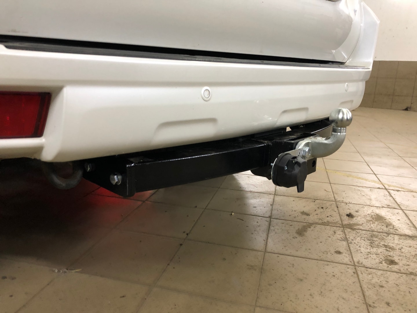 Установили фаркоп Лидер Плюс для Toyota Land Cruiser Prado J150 2009-2023 г. в. Установили фаркоп Лидер Плюс для Toyota Land Cruiser Prado J150 2009-2023 г. в.